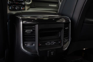 Dodge Ram 1500 Dodge Ram 1500 4X4 5.7 V8 4x4 Crew Cab Laramie Sport 1e Eig BTW Harman/Kardon, Panoramadak, Treeplank, Trekhaak - afbeelding nr 37