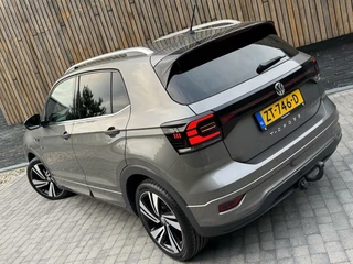 Volkswagen T-Cross Volkswagen T-Cross 1.0 TSI R-line Automaat | LED | Trekhaak |  Getint glas | Climate control | Cruise control adaptief | Lane assist | Dode hoek detectie | DAB | Navigatiesysteem | Inklapbare spiegels | Parkeersensoren voor en achter - afbeelding nr 59