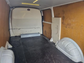 Volkswagen Transporter Volkswagen Transporter 2.0 TDI L2H1 Airco Trekhaak Sidebars - afbeelding nr 6