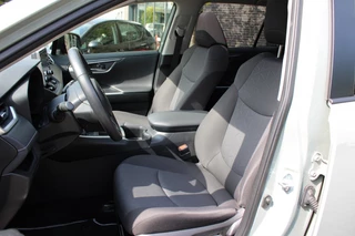 Toyota RAV4 Toyota RAV4 2.5 Hybrid Style Pano/Navi/19
