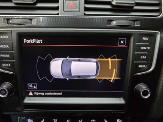 Volkswagen Golf Volkswagen Golf 2.0 TSI GTI Performance Navigatie LED Cruise PDC 19