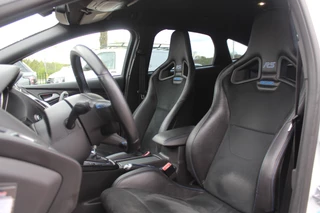 Ford Focus Ford Focus 2.3 RS / Milltek / Recaro Schaalstoelen / Camera / 19'' / Stuurverwarming / DAB / Cruise Control - afbeelding nr 4