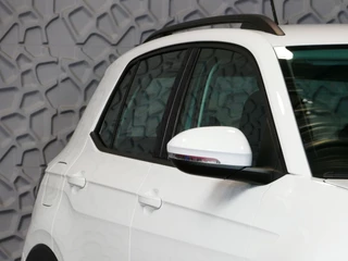 Volkswagen T-Cross Volkswagen T-Cross DE VERNIEUWDE T-CROSS 116PK VIR.COCKPIT LMV CARPLAY 2024 