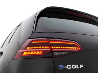 Volkswagen e-Golf Aut. *VIENNA-FULL-LEATHER | HEAT-PUMP | ADAPTIVE-CRUISE | FULL-LED | HEATED-SEATS | BLIS | DIGI-COCKPIT | NAVI-FULLMAP | SPORT-SEATS | CCS-FASTLOADER | KEYLESS | DAB+ | ECC | AMBIENT-LIGHT | - afbeelding nr 28