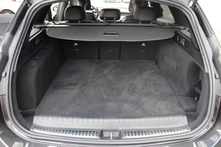 Mercedes-Benz C-Klasse Mercedes C300e AMG Line | Premium Plus | Origineel NL | Pano - afbeelding nr 20