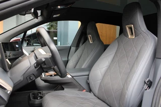BMW iX BMW iX xDrive40 77kWh Sport pakket | Pano | Trekhaak | Massage - afbeelding nr 5
