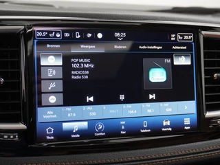 Chrysler Pacifica Chrysler Pacifica 3.6 V6 Hybrid 7 PERSOONS | ZEER LUXE UITGERUST | PANO | 360 CAMERA | LEDER+ STOELVENTILATIE+STOELVERWARMING - afbeelding nr 45
