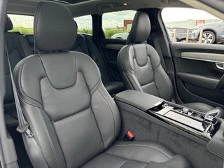 Volvo V90 Volvo V90 2.0 T8 Plug-in hybrid AWD Ultra Executive Edition | Modeljaar 2026 | Privacy Glas | Bowers & Wilkins | Luchtvering | Massagestoelen - afbeelding nr 23