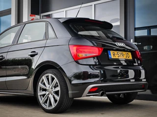 Audi A1 Sportback Audi A1 Sportback 1.6 TDI S-Line 5-Deurs | NAVI | CRUISE | BT-AUDIO | 17