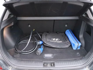 Hyundai Kona Hyundai KONA EV Comfort 64 kWh - afbeelding nr 18