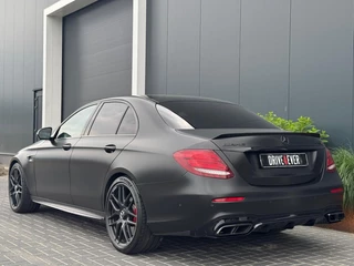 Mercedes-Benz E-Klasse Mercedes-Benz E-Klasse AMG 63 S E63 4M. Pr. Pl. FULL PANO NAVI 360 CAMERA HUD SFEER - afbeelding nr 3