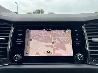 Škoda Kodiaq Škoda Kodiaq 2.0 TDI DSG STYLE PANO-DAK/CAMERA/MEMORY/TREKHAAK/NAVI/ACC/CARPLAY - afbeelding nr 19