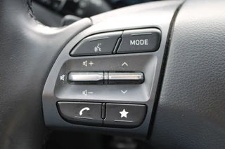 Hyundai Kona Hyundai Kona 1.6 GDI HEV Premium Navi/Leer/18