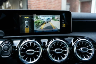Mercedes-Benz A-Klasse Mercedes A-klasse 250 e AMG Pano / Camera / Ambi - afbeelding nr 17