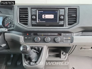Volkswagen Crafter Volkswagen Crafter 140pk L4H3 Trekhaak Airco Cruise Camera Parkeersensoren Euro6 L3H2 15m3 Airco Cruise control - afbeelding nr 13