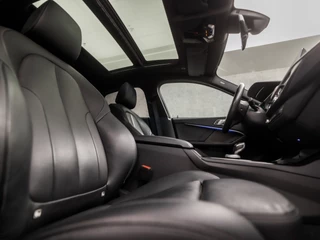 BMW 2 Serie Automaat (PANORAMADAK, M PAKKET, APPLE CARPLAY, HEAD-UP DISPLAY, MEMORY SEATS, STUUR/STOELVERWARMING, ADAPTIVE CRUISE, HARMAN/KARDON, CAMERA, 19'' VELGEN, NIEUWSTAAT) - afbeelding nr 8