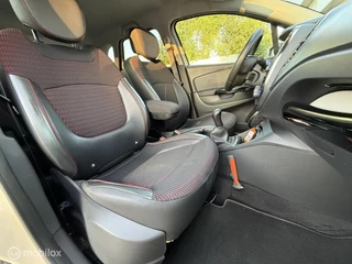 Renault Captur Renault Captur 0.9 TCe Helly Hansen 2015 / Trekhaak / Camera / Keyless / R-Link Navigatie / Climate control / NAP - afbeelding nr 12