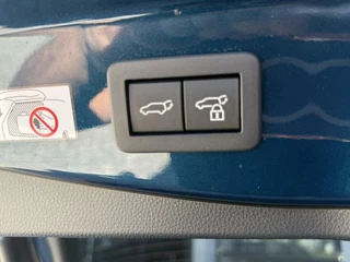 Toyota C-HR Toyota C-HR 1.8 Hybrid 140 Executive|JBL|ACC|PANO - afbeelding nr 47