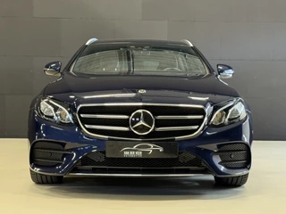 Mercedes-Benz E-Klasse Mercedes-Benz E-Klasse Estate 200 AMG Business Solution Sport Automaat | Lederen sportstoelen | Elektr. trekhaak | Sfeerverlichting | Adaptive | Camera - afbeelding nr 2