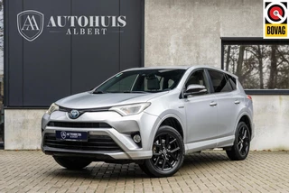 Toyota RAV4 2.5 Hybrid Black Edition 1e eig Trekhaak Panorama