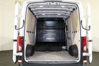 Volkswagen Crafter Volkswagen Crafter 2.0 TDI 140pk L3 H2 Automaat Navigatie Camera Led - afbeelding nr 15
