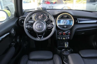 MINI Electric ➡️ Mini Mini Electric Yours 33 kWh | 1e eigenaar | inc BTW | NL auto | Pano | Head-up | Harman-kardon | Camera | LED | Sportstoelen | Leer | DAB | PDC | Climate control | - afbeelding nr 13