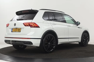 Volkswagen Tiguan Volkswagen Tiguan 1.5 TSI R-Line | Panoramadak | 360 camera | Trekhaak | Full LED | Stoelverwarming | Carplay | Harman-Kardon | Adaptive cruise | Navigatie - afbeelding nr 40