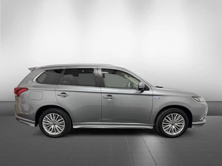 Mitsubishi Outlander Mitsubishi Outlander 2.4 PHEV Intense+ - afbeelding nr 7