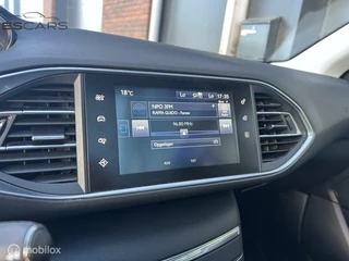 Peugeot 308 Peugeot 308 1.2 PureTech Allure  Pano | Led | Grote Navi - afbeelding nr 26