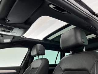 Volkswagen Passat Volkswagen Passat Variant 1.4 TSI GTE Highline Aut. *PANO | LEATHER-ALCANTARA | FULL-LED | NAVI-FULLMAP | ERGONOMIC-SPORT-SEATS | CARPLAY | CAMERA | DAB+ | ECC | HEATED-SEATS | PDC | TOWBAR | SHIFT-PADDLES | AMBIENT-LIGHT | 17''ALU* - afbeelding nr 7