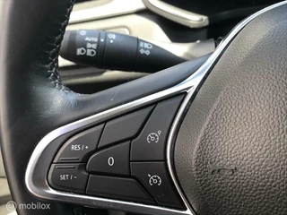 Renault Captur Renault Captur 1.6 E-Tech Plug-in Hybrid 160 Intens - afbeelding nr 15