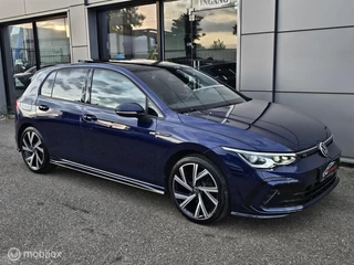 Volkswagen Golf Volkswagen Golf 1.5 eTSI R-Line Panorama/IQ Light/Keyless/ - afbeelding nr 7