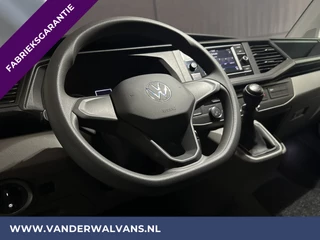 Volkswagen Transporter Volkswagen Transporter 2.0 TDI L2H1 Fabrieksgarantie Euro6 # Airco | Apple Carplay | Trekhaak | Cruisecontrol Android Auto, Parkeersensoren, Sidebars, Bijrijdersbank - afbeelding nr 14