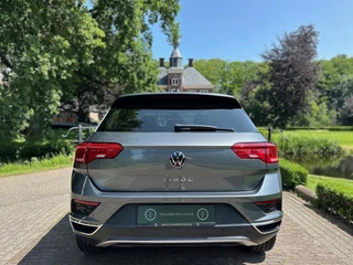 Volkswagen T-Roc Volkswagen T-Roc 1.0 TSI | Camera | CarPlay | Dode Hoek Detectie | Elektirsche Achterklep | Dealer Onderhouden | - afbeelding nr 14