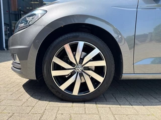 Volkswagen Touran Volkswagen Touran 1.4 TSI DSG COMFORTLINE 7P TREKHAAK/NAVI/CARPLAY/ACC/PDC - afbeelding nr 9