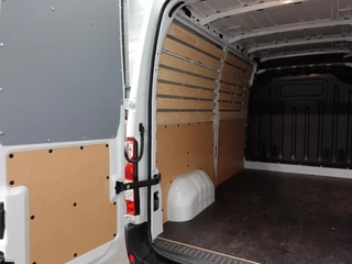 Renault Master Renault Master T33 2.3 dCi 135 L2H2 BPM VRIJ ! Airco Cruise control Parkeersensoren Navigatie Trekhaak - afbeelding nr 45