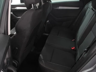 Škoda Karoq Skoda Karoq 1.5 TSI 150pk DSG Ambition | Navigatie | Apple Carpla/Android Auto | Camera | Climate Control | Adaptive Cruise control | Lichtmetalen Velgen - afbeelding nr 10