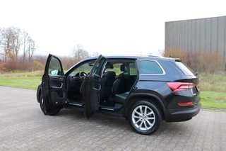 Škoda Kodiaq Skoda Kodiaq 1.5 TSI Business Edition panodak deels leder adaptive cruise stoelverwarming trekhaak camera carplay android navigatie dab - afbeelding nr 39