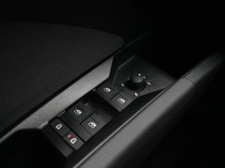 Audi Q4 e-tron Audi Q4 e-tron Sportback 45 Edition 82 kWh 286pk Trekhaak Navigatie Stoelverwarming Pdc Carplay 60 - afbeelding nr 21
