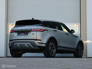 Land Rover Range Rover Evoque Land Rover Range Rover Evoque P300e AWD S | 360° Camera | 20inch velgen | Cold climate pack - afbeelding nr 2