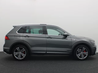 Volkswagen Tiguan AUTOMAAT / PANORAMADAK / ACC / STOELVERW / CAMERA / TREKHAAK / CARPLAY / ACHTERBANK VERW / CLIMA / NAVI - afbeelding nr 20