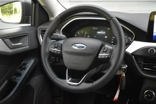 Ford Focus Ford Focus 1.0 EcoBoost Hybrid Trend Edition Business|1e Eigenaar|CAMERA|PDC|CARPLAY|NAVI|CRUISE - afbeelding nr 32
