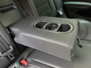Volkswagen Golf Volkswagen Golf Variant 1.4 TSI R-line 150pk | Navigatiesysteem | Osram LED verlichting | Trekhaak uitklapbaar | Keyless entry | Stoelverwarming | Cruise control | R-stuur | Parkeersensoren voor en achter | Achteruitrijcamera - afbeelding nr 51
