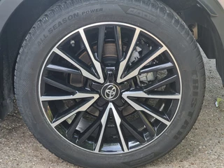 Toyota C-HR Toyota C-HR 1.8 Hybrid Executive | 24mnd Garantie | Incl. Beurt & APK | - afbeelding nr 8