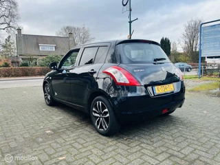 Suzuki Swift Suzuki Swift 1.2 Bandit EASSS 5 drs / Cruise / Audio / LM / Stoelverwarming - afbeelding nr 3