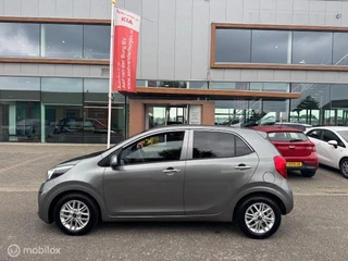 Kia Picanto Kia Picanto 1.0 67pk Automaat  Stoel en Stuur verwarming ,  Navigatie / Apple carplay  / Android auto , Achteruit camera , Bluetooth , Priveglas , Chrome handgrepen , Sport Velgen ,  9.500km !! - afbeelding nr 2