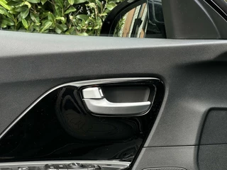 Kia Niro Kia Niro 1.6 GDi Hybrid ExecutiveLine, NL AUTO, NAP, ECC-AIRCO, LEDER, NAVI, CAMERA, PARKEERSENSOREN, LICHTMETAAL 18