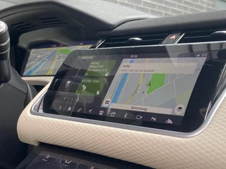 Land Rover Range Rover Velar Land Rover Range Rover Velar 2.0 4x4 R-DYNAMIC/PANO/VIRTUAL/GRIJS-KENTEKEN - afbeelding nr 12