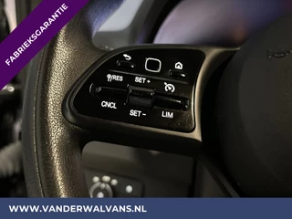 Mercedes-Benz Sprinter Mercedes-Benz Sprinter 317 CDI 170pk L3H2 Fabrieksgarantie Euro6 Airco | Camera | Apple Carplay Android Auto, Cruisecontrol, Parkeersensoren, Stoelverwarming, Bijrijdersbank - afbeelding nr 9