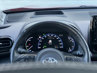 Toyota Yaris Cross | Pano | Camera | LED | Navi | Carplay | Dodehoek - afbeelding nr 11